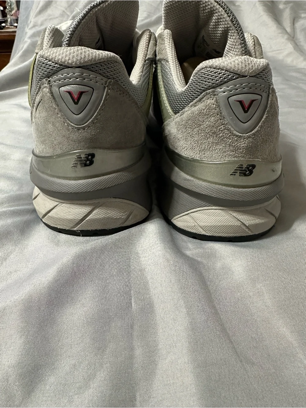 NEW BALANCE 990V5 MEN SHOES